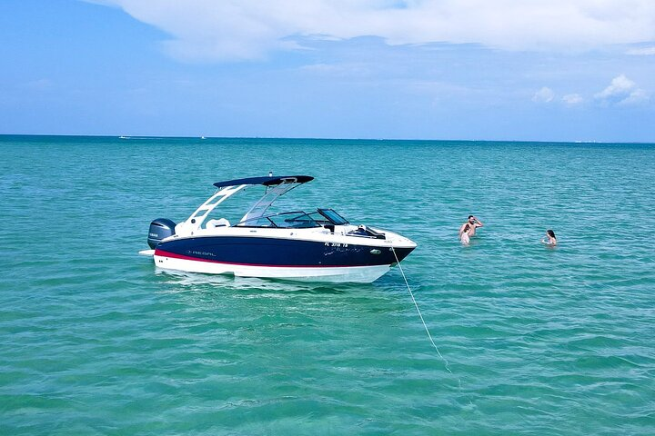 Regal LX4 - Hanging out in the shallows